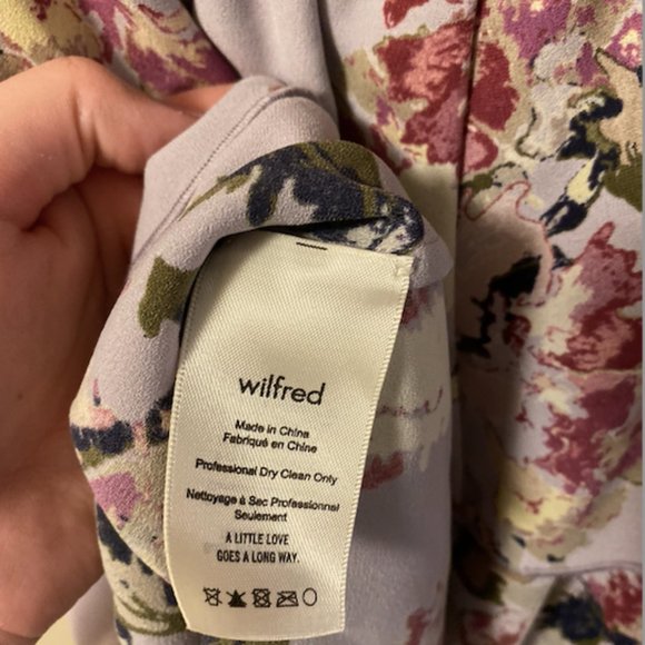 Aritzia Promener Blouse - Picture 5 of 7